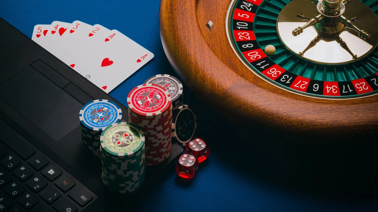 Viet79 — Toàn Bộ Phòng Poker và Lịch Thi Đấu Trên Một Trang